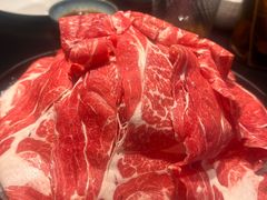 -鲜入唯煮·港式海鲜牛肉火锅(金宝街店)