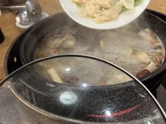 -濠轩阁特色生蚝火锅(水湾路店)