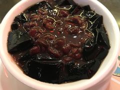 红豆仙草蜜-陈鹏鹏潮汕菜(宝安机场T3航站楼店)