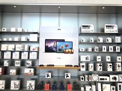 -Apple零售店(华贸购物中心店)