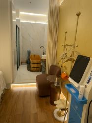 -苑苑vbeauty科技美容SPA