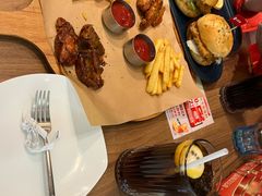 -必胜客餐厅(昆百大泰业城店)