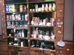 零售区-星巴克(杭州市民中心店)