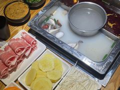 -海陆红火锅(汉兴路店)