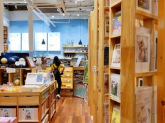 -猫的天空之城概念书店(杭州南宋御街店)