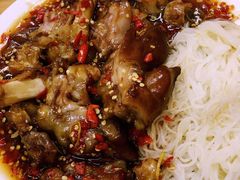 猪蹄面-贤花饭店(城阳店)