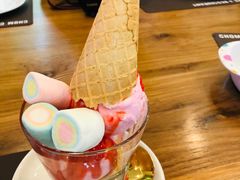 -Chom Cafe and Restaurant