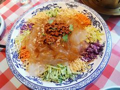 东北拉皮-老三骨头馆(白桦东路店)
