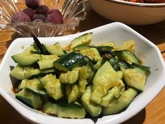 刀拍黄瓜-可可大虾武汉土菜大排档(万松园1店)