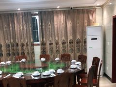 -宾朋海鲜美食餐厅·特色美食(兴海路店)