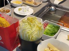 -海底捞火锅(杭州滨江九宜城店)