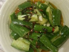凉拌黄瓜-巴厘龙虾·榜首油焖大虾(音乐学院·沿江酒馆店)