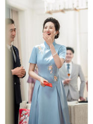 -禾米旗袍妈妈装礼服定制(嘉业国贸店)