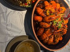 -巴厘龙虾·榜首油焖大虾(音乐学院·沿江酒馆店)