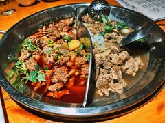 -大众跷脚牛肉馆·非遗传承单位(峨眉山店)