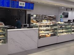 面包甜点陈列柜-常兴顺小吃(草房店)