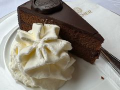 -Cafe Sacher(WIEN)