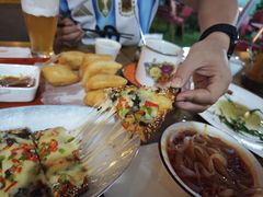 -乡村馕坑肉·烧烤·新疆菜·本地人更爱吃(阿勒泰首店)