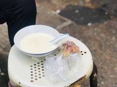 -云南大锅豆浆店