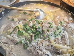 -蜜桃餐厅·伴山(湖滨商业街店)