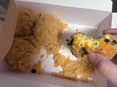 -鲍师傅糕点(大沽南路店)