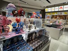 -泡泡玛特POPMART(世豪广场店)