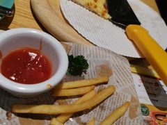 -菲滋意式休闲餐厅(北仑银泰城店)
