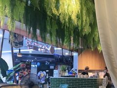 大堂-三个椰子·现砍椰子鸡(金源CBD店)
