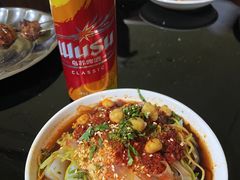 -烤肉小伙烤肉店