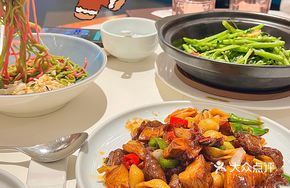 Chicken and Chicken Mushroom Stir-Fry with Beef Cubes