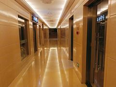 -南郊宾馆·风味自助餐厅·山东十六地市特色菜