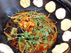 -缘福乡村铁锅炖民宿(八达岭店)