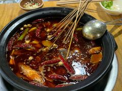 -灌县老妈砂锅串串香(万科红生活广场店)