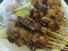 沙爹-东海岸人工湖美食村