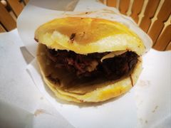 -闫家驴肉老店(华电一校店)