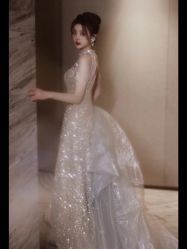 -不晚国际婚纱礼服