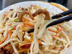 -丹水桥地锅鱼·翘嘴鲌·地方特色全鱼宴(丹江口大坝店)