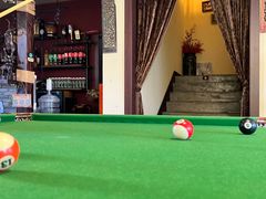 -小草屋轰趴馆别墅派对新场团建家庭聚会