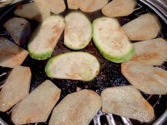 -唯成•韩国炭火烤肉 유성고기