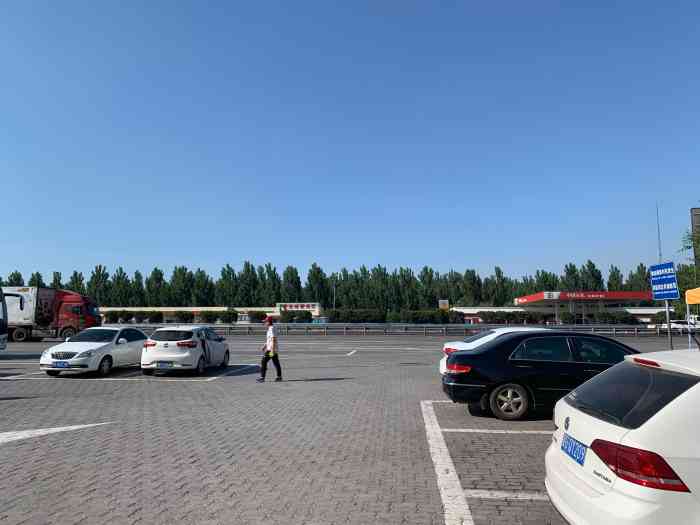宝坻高速服务区-"十一出游去蓟县,路过宝坻服务区停靠休息.