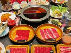 -牛YO寿喜烧·铁板烧和牛火锅自助(市府恒隆店)