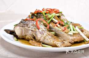Stir-fried Fish with Ginger and Scallion