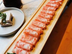 一米牛肉-煲宫猪肚鸡(晶品店)