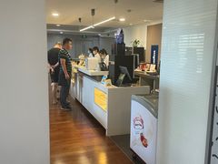 -奔驰上海利星(七宝店)