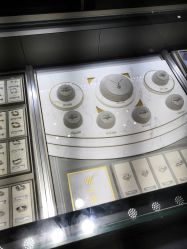 -周大福CHOW TAI FOOK(大洋百货店)