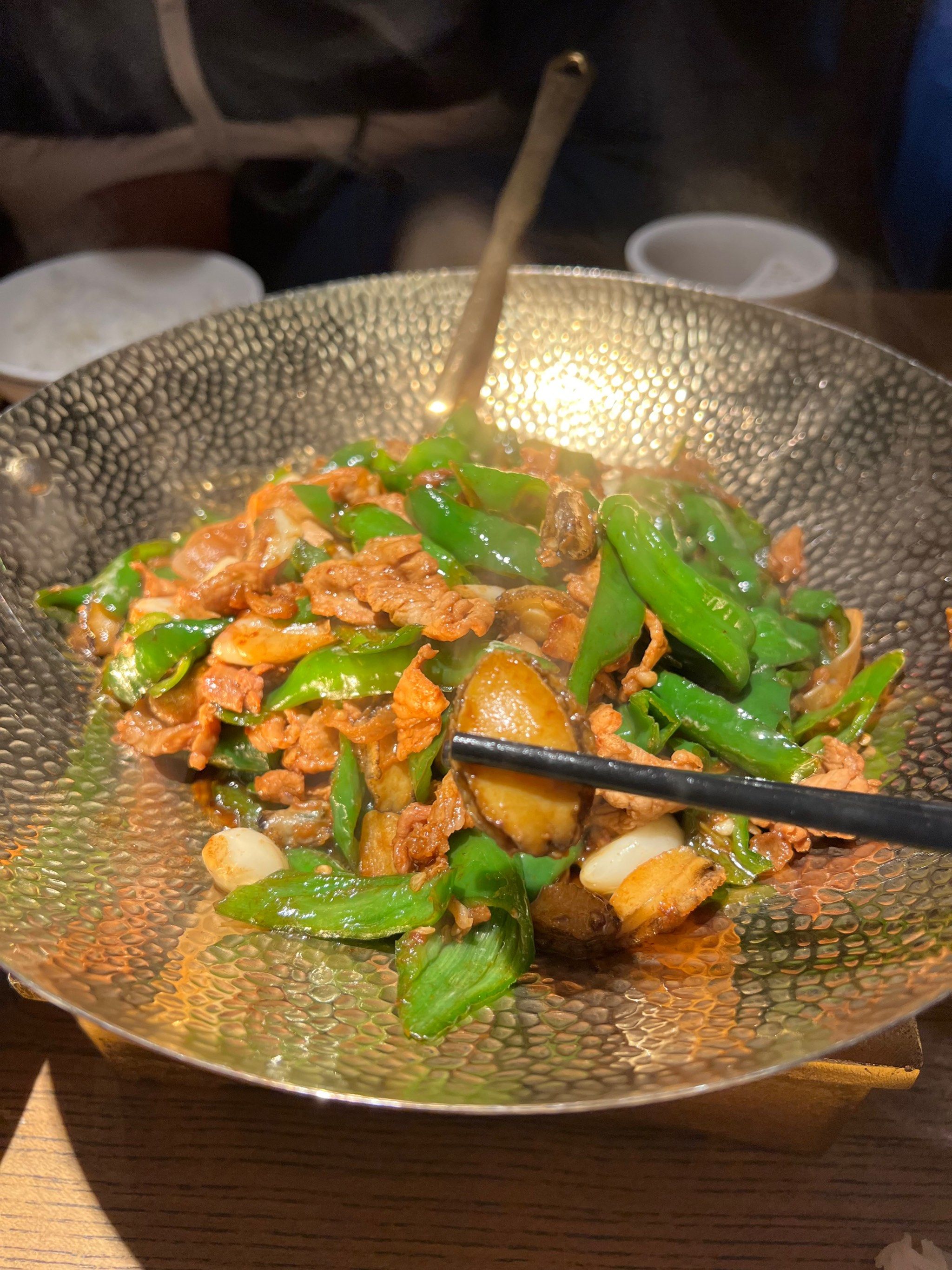 什么,鲍鱼辣椒炒肉?