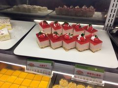 -亚马逊环球美食百汇(新城吾悦广场店)