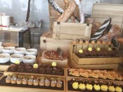 -万达文华酒店·48F云端窗景美食汇自助餐厅
