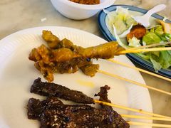 -Singapore Food Treats