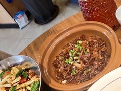 -有红鸡毛店·川菜(建设路店)